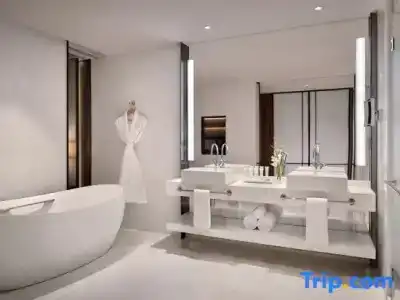 Niccolo Chengdu - 105