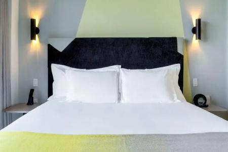Hyde Suites Midtown - 76