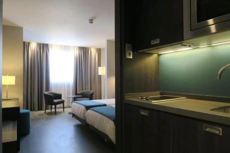 Hg City Suites Barcelona - 53