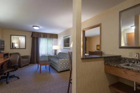 Holiday Inn, An Ihg - 195