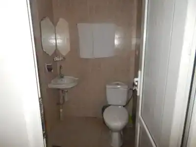 ALL IN HOSTEL - 5