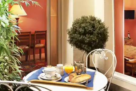 Relais Du Louvre - 71