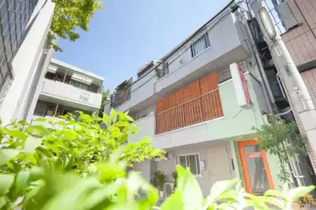 Akasaka-no Sato (Female Only) - 23