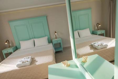 Notos Heights & Suites - 104