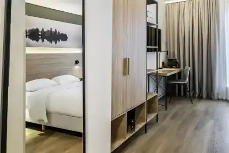 Park Inn by Radisson Vilnius Airport & Business Centre - 12
