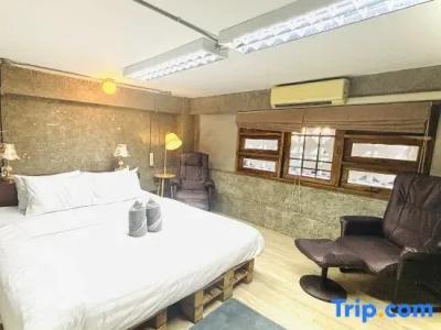 Yak Guesthouse - 205