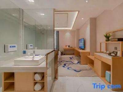 Microtel by Wyndham Lijiang - 56