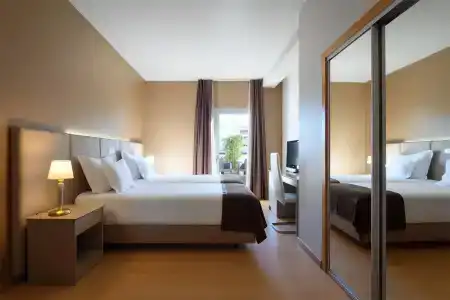 Tryp By Wyndham Porto Centro - 11