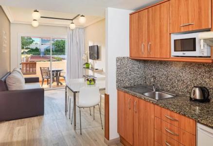 H10 Mediterranean Village - 45
