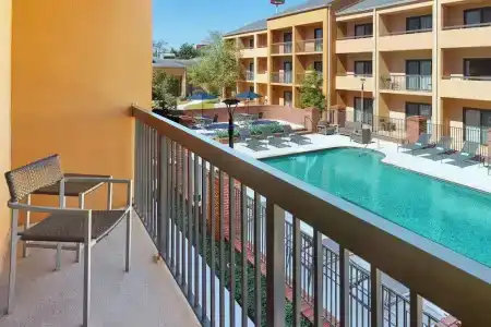 Courtyard By Marriott Baton Rouge Acadian Centre/Lsu Area - 25