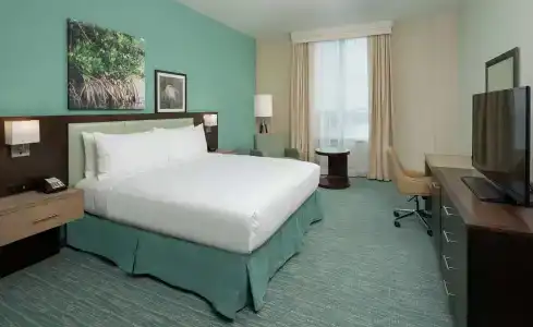 DoubleTree by Hilton Miami Doral - 6