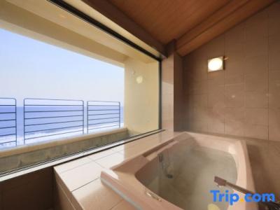 Wakamatsu Hot Spring Resort - 72