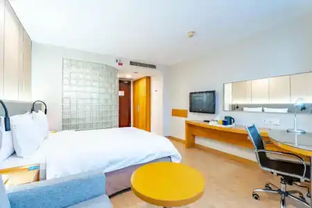 Holiday Inn Express Jinqiao Central, An Ihg - 38