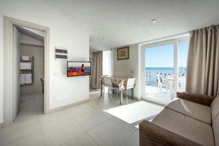 Capri & Residence - 35
