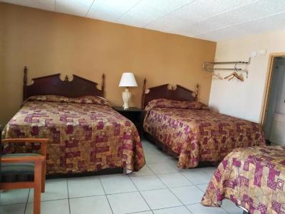 Cloud 9 Inn - 49