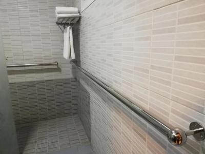Boulevard City Suites - 7