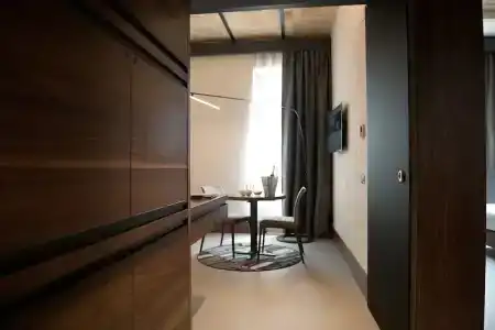 Gasometer Urban Suites - 100