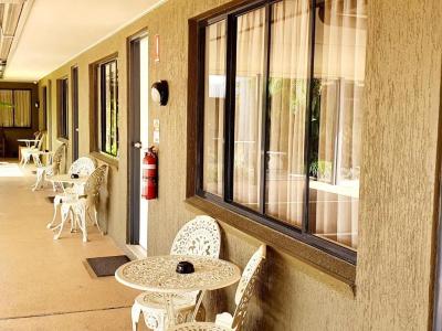 Rockhampton Palms Motor Inn - 37