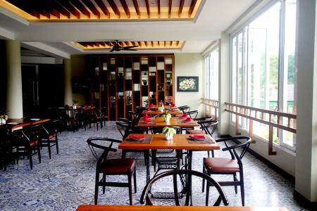 Katathong Golf Resort & Spa - 19