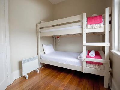 Montacute Boutique Bunkhouse - 24