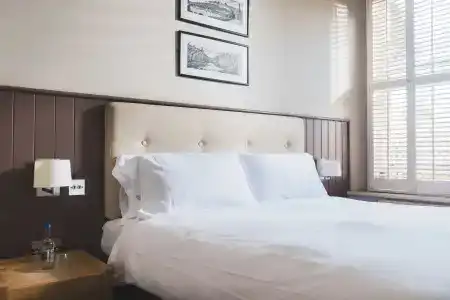 The Wellington - 4