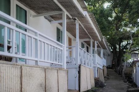 Phi Phi Cozy Seafront Resort - 102