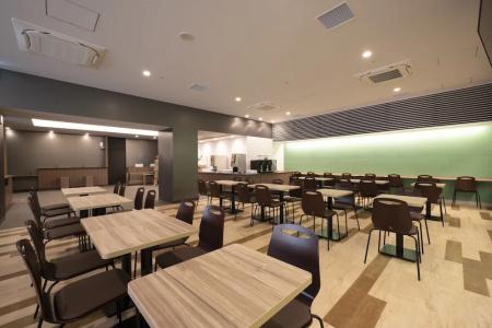 r&b Hakata Ekimae 2 - 21