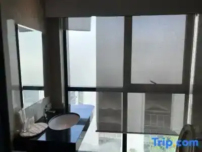 Pietra Bangkok - 82