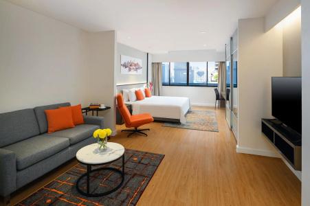 Phachara Suites Sukhumvit - 2