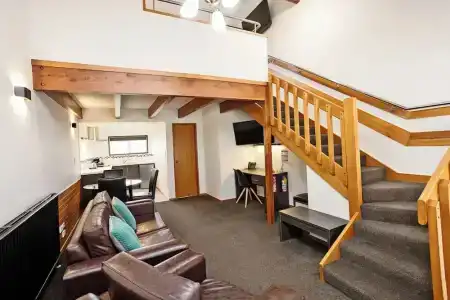Balmoral Lodge - 27