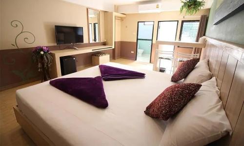 Kaya Place - 75