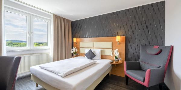 Best Western Plaza Stuttgart-Filderstadt - 76