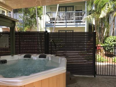 Coral Beach Noosa - 14
