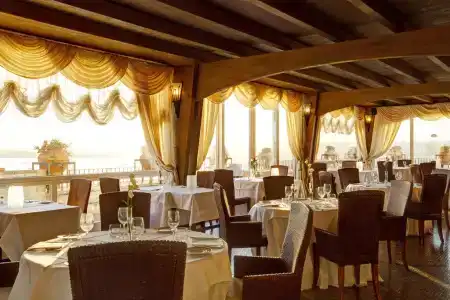 Grand Des Etrangers - 25