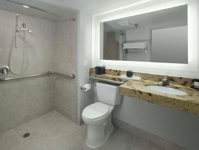 Carlyle Inn - 9