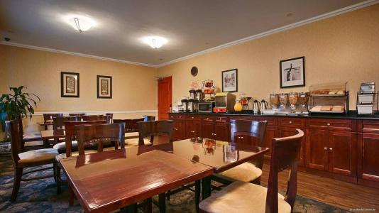 Best Western Court - 19