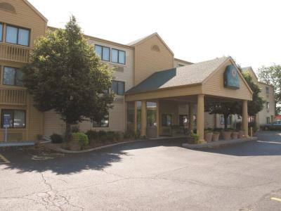 La Quinta Inn by Wyndham North - 11