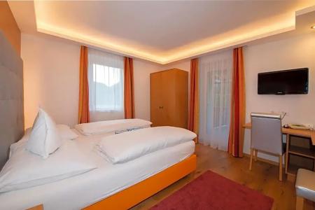Ruster Resort - 51