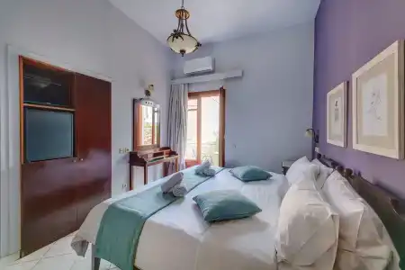 Electra Syros Boutique - 33