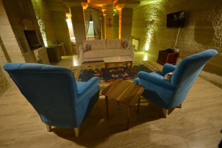 Holiday Cave - 11