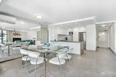 Ultiqa Beach Haven On Broadbeach - 15