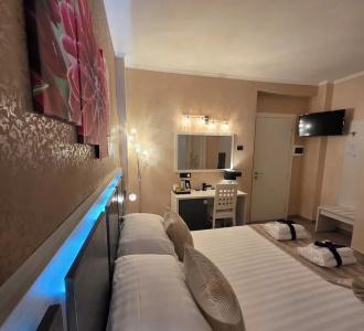 Albis Rooms Guest House - 81