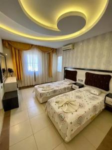 Yalcin & Villas - 25