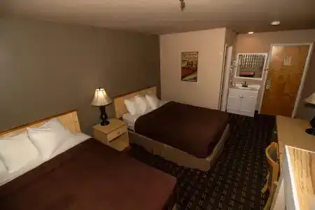 FairBridge Inn - - 5