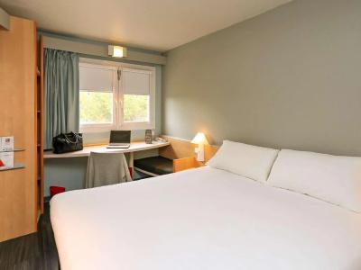 ibis Nîmes Ouest - A9 - 54