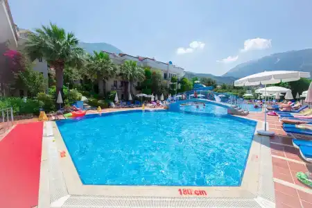 Yel Holiday Resort - 24