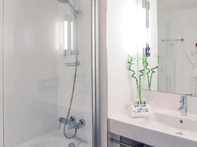 Mercure Bordeaux Cité Mondiale Centre Ville - 80