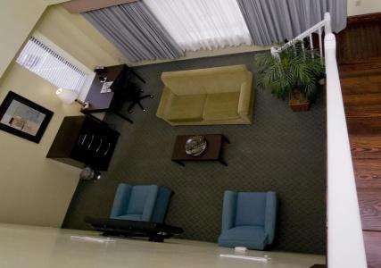 Best Western Plus Coastline Inn - 14