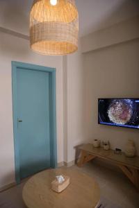 Redcon Suites - 241