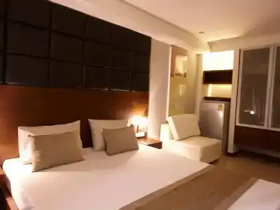 The Bangkok Cha Cha Suite - 23